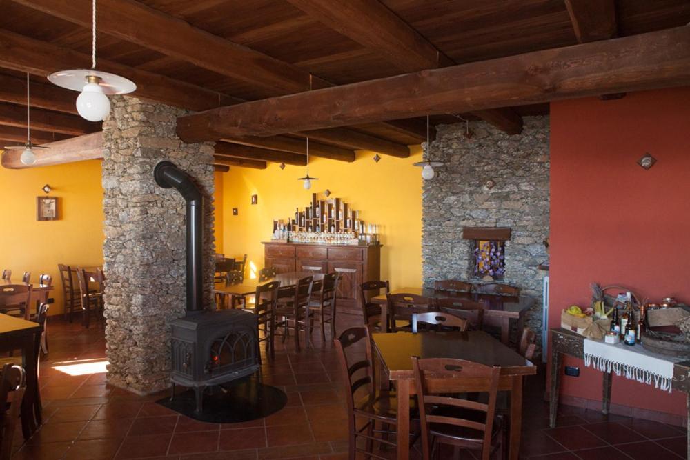Agriturismo A Nostro Mizoun Ostana Екстер'єр фото